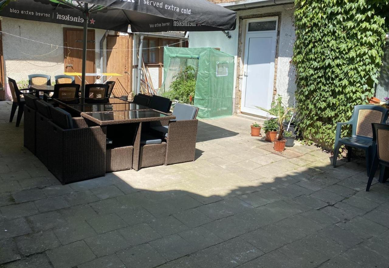Pension Nv Lutherstadt Eisleben Buitenkant foto