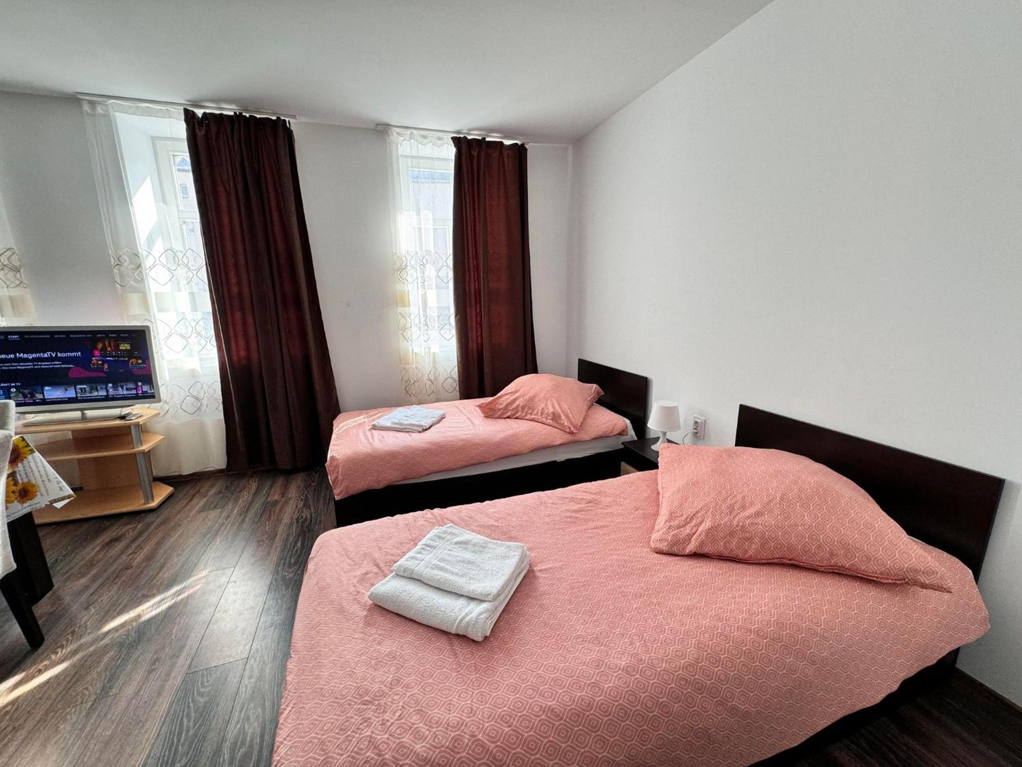Pension Nv Lutherstadt Eisleben Buitenkant foto